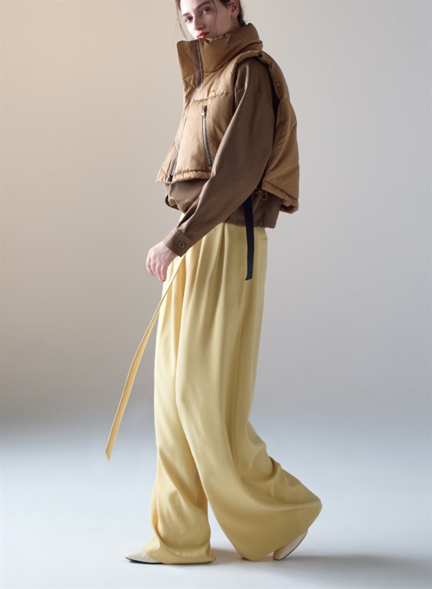 アパルトモン RAWTUSロゥタス リラックスパンツ NEW ARRIVALS｜L'Appartement（アパルトモン）｜ブログ