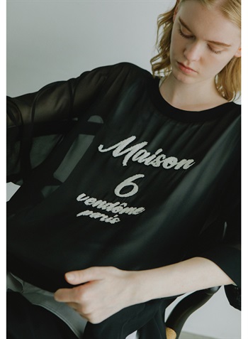 ロゴ刺繍チュニック